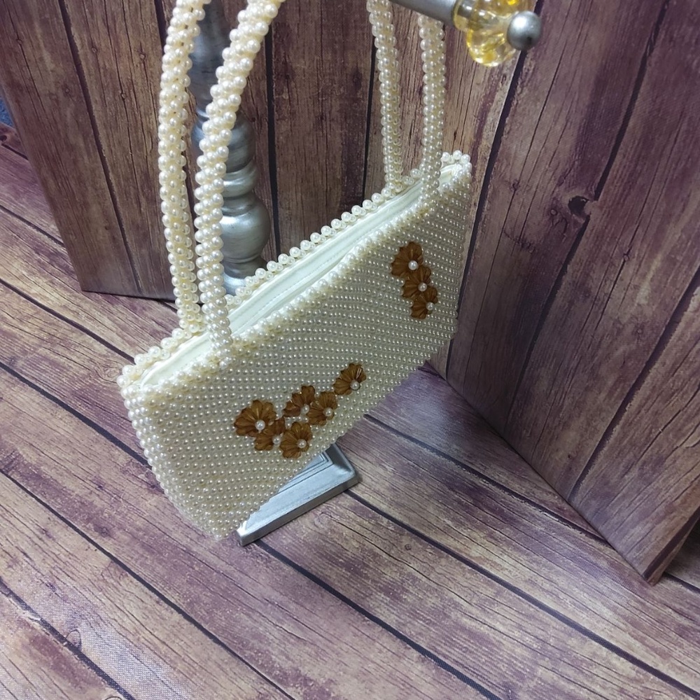 Women small purse with flowers